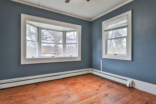 3 Munroe St, Haverhill, MA 01830