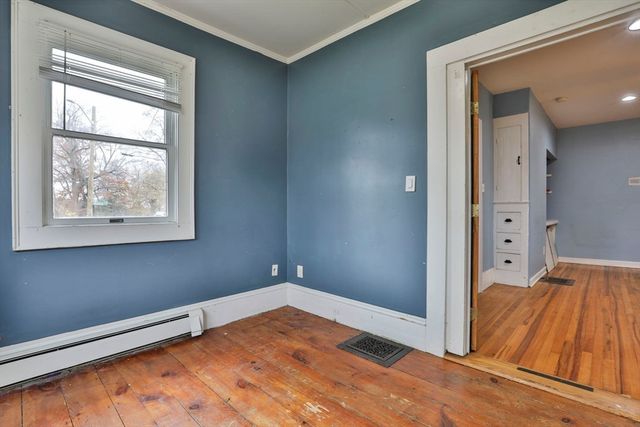 3 Munroe St, Haverhill, MA 01830