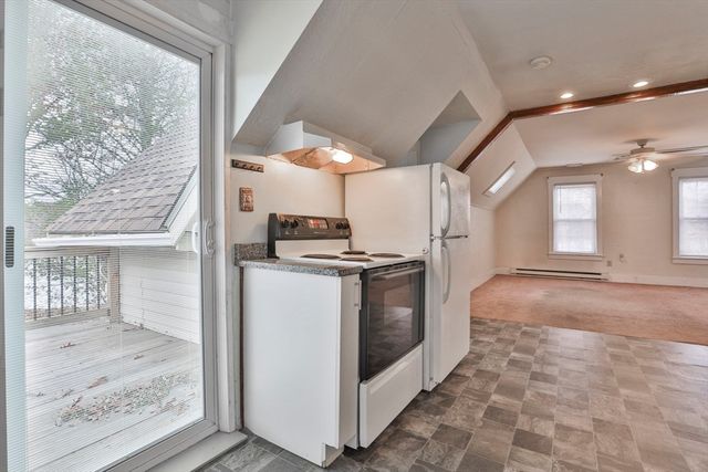 3 Munroe St, Haverhill, MA 01830