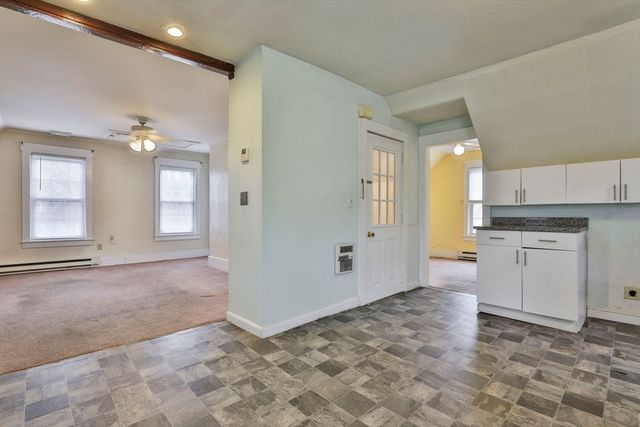 3 Munroe St, Haverhill, MA 01830