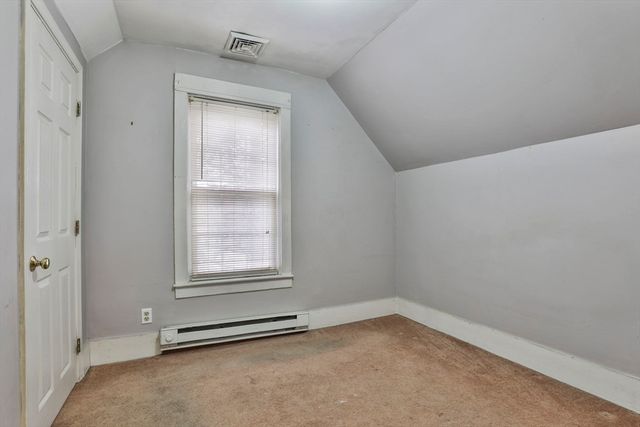 3 Munroe St, Haverhill, MA 01830