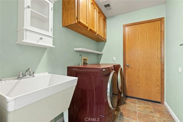 10 Roseanna Court, Chico, CA 95973