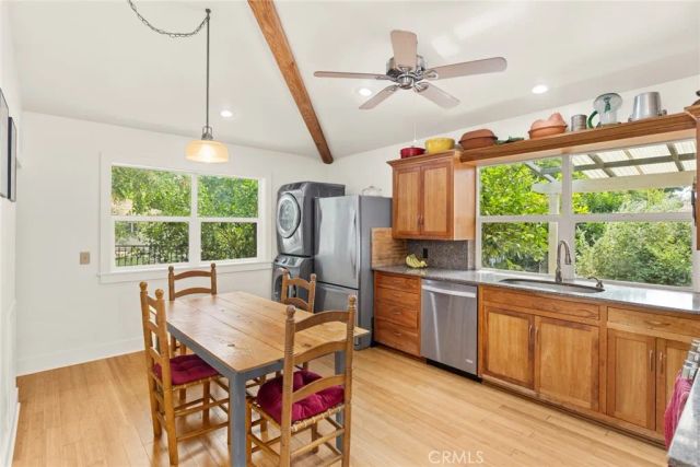 10 Roseanna Court, Chico, CA 95973