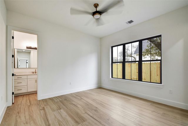 2141 Stone Meadow, Fredericksburg, TX 78624