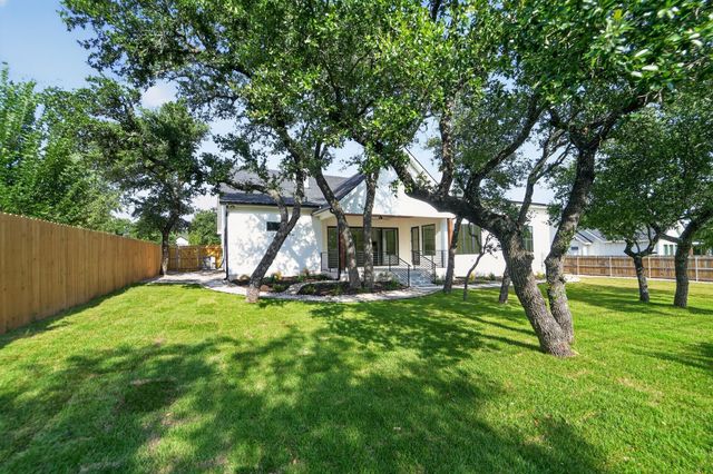 2141 Stone Meadow, Fredericksburg, TX 78624