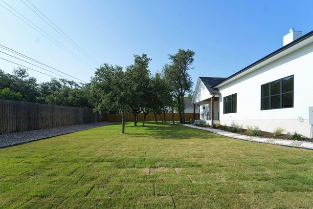 2141 Stone Meadow, Fredericksburg, TX 78624