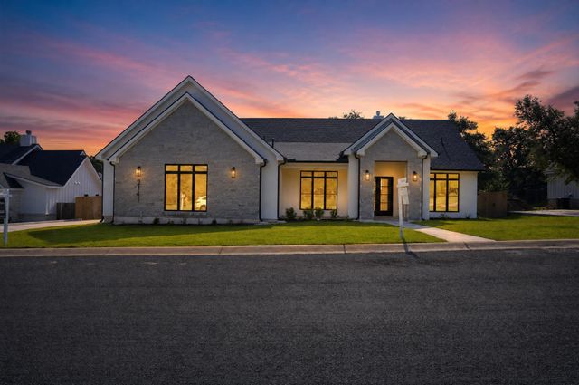 2141 Stone Meadow, Fredericksburg, TX 78624