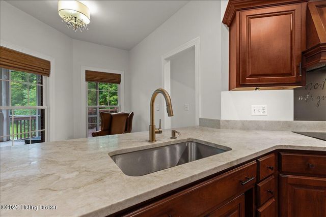 17106 Deer Crossing Trail, Louisville, KY 40023