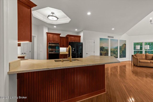 17106 Deer Crossing Trail, Louisville, KY 40023