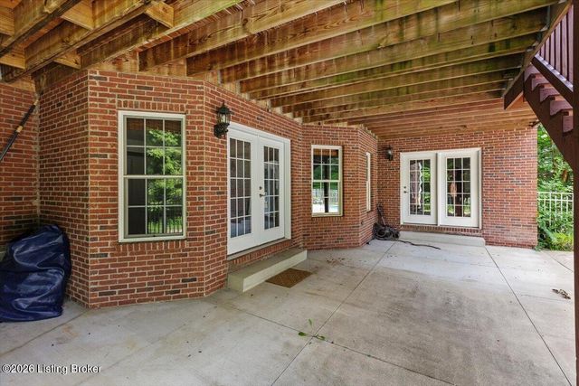 17106 Deer Crossing Trail, Louisville, KY 40023