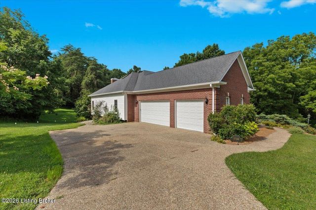 17106 Deer Crossing Trail, Louisville, KY 40023