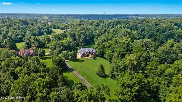 17106 Deer Crossing Trail, Louisville, KY 40023