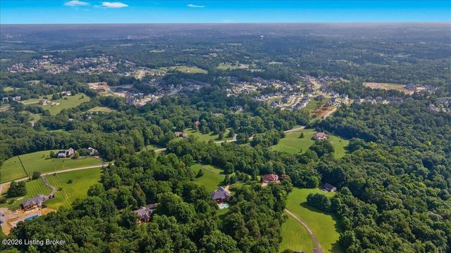 17106 Deer Crossing Trail, Louisville, KY 40023