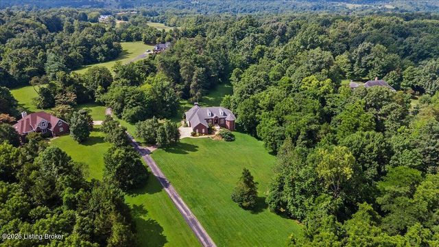 17106 Deer Crossing Trail, Louisville, KY 40023