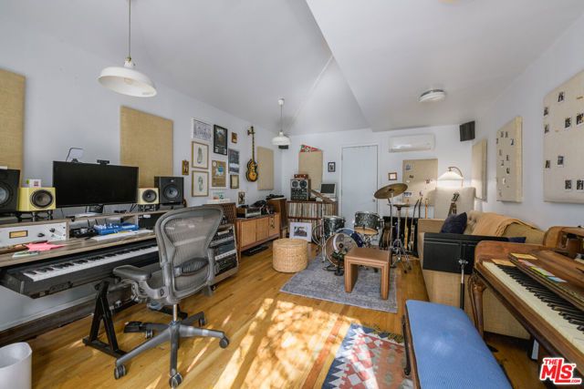 1301 Hepner Avenue, Los Angeles, CA 90041