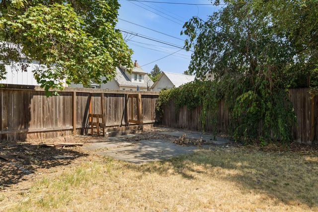 1228 W Grace Ave Ave, Spokane, WA 99205