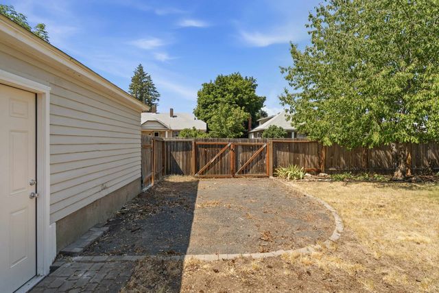 1228 W Grace Ave Ave, Spokane, WA 99205