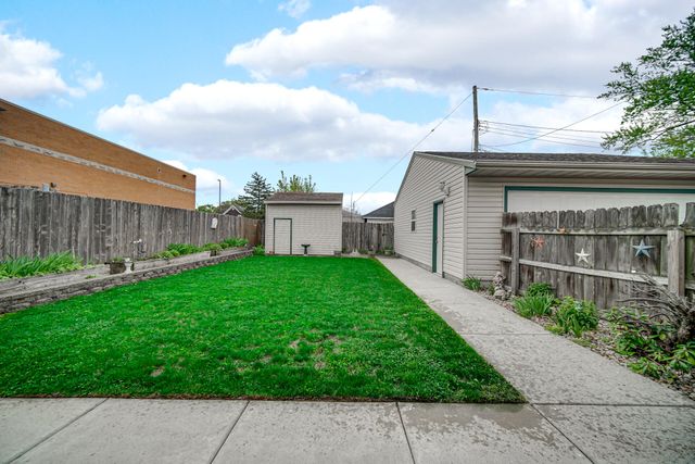518 Grove Street, La Porte, IN 46350