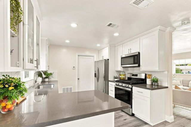 14815 Los Gatos-Almaden Road, San Jose, CA 95124