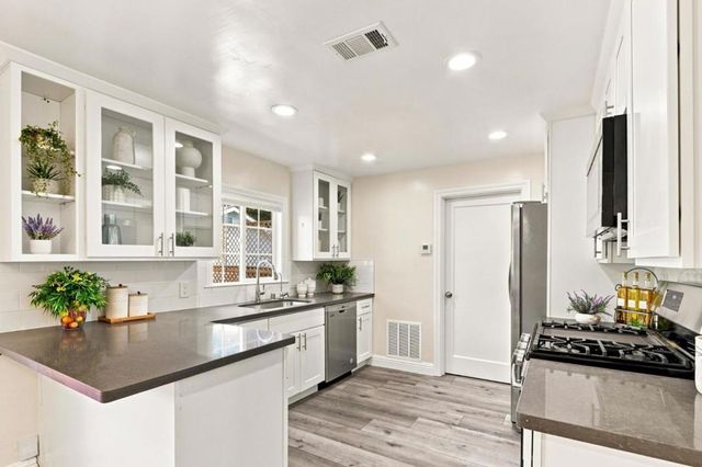 14815 Los Gatos-Almaden Road, San Jose, CA 95124