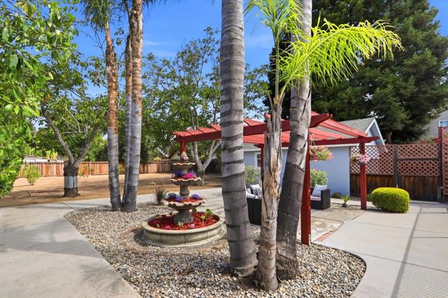 14815 Los Gatos-Almaden Road, San Jose, CA 95124