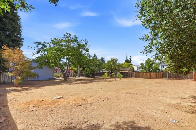 14815 Los Gatos-Almaden Road, San Jose, CA 95124