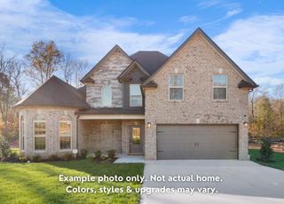 1338 English Oak Dr, Clarksville, TN 37043