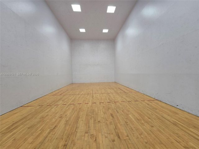 2620 S University Dr 109, Davie, FL 33328