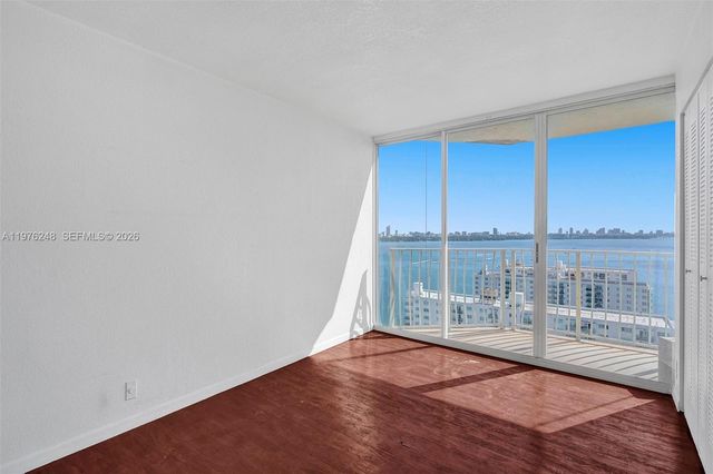 7601 E Treasure Dr 2205, North Bay Village, FL 33141