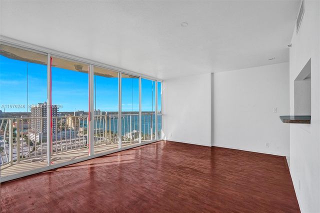 7601 E Treasure Dr 2205, North Bay Village, FL 33141