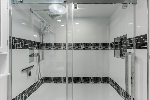 210 Oakridge N 210, Deerfield Beach, FL 33442