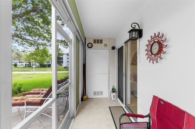 210 Oakridge N 210, Deerfield Beach, FL 33442