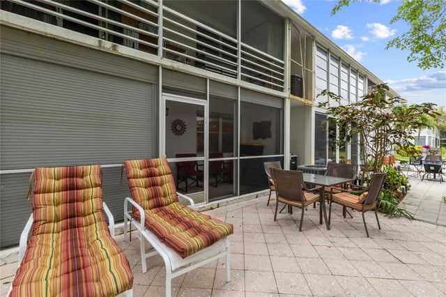 210 Oakridge N 210, Deerfield Beach, FL 33442