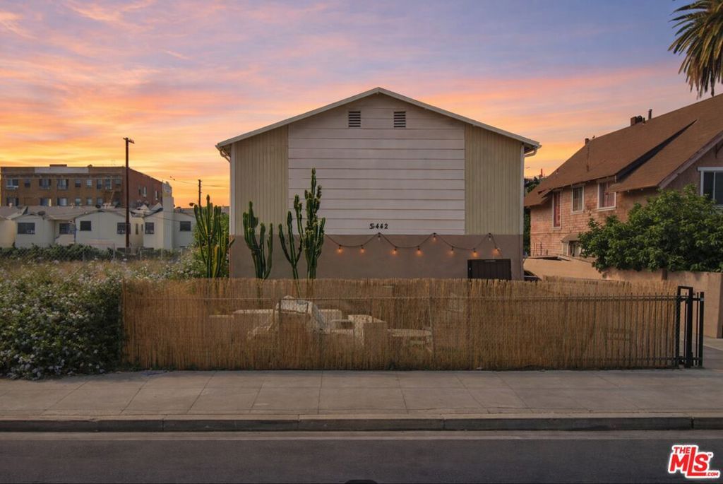 5442 Virginia Avenue 6, Los Angeles, CA 90029