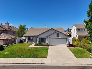 39785 Spinning Wheel Drive, Murrieta, CA 92562