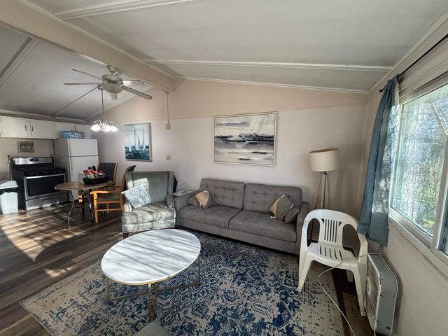 105 & 107 Brand Street, Elk Rapids, MI 49629