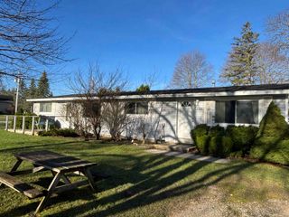 105 & 107 Brand Street, Elk Rapids, MI 49629