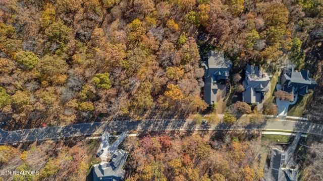 2908 Old Dogwood Tr, Loudon, TN 37774