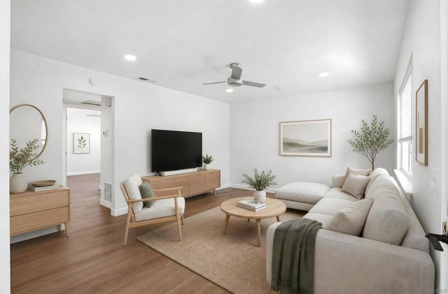 2386 San Bernardo Ave, Hemet, CA 92545