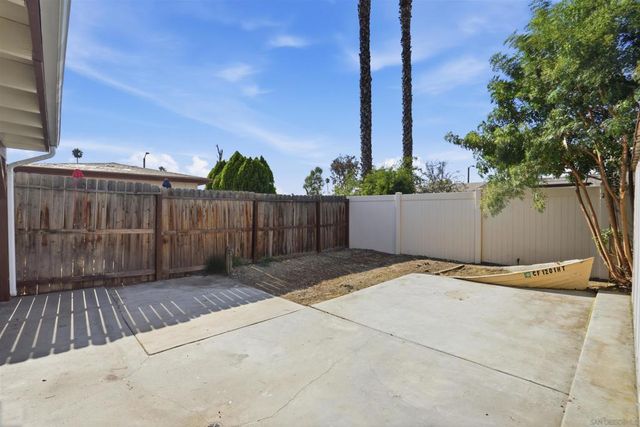 2386 San Bernardo Ave, Hemet, CA 92545