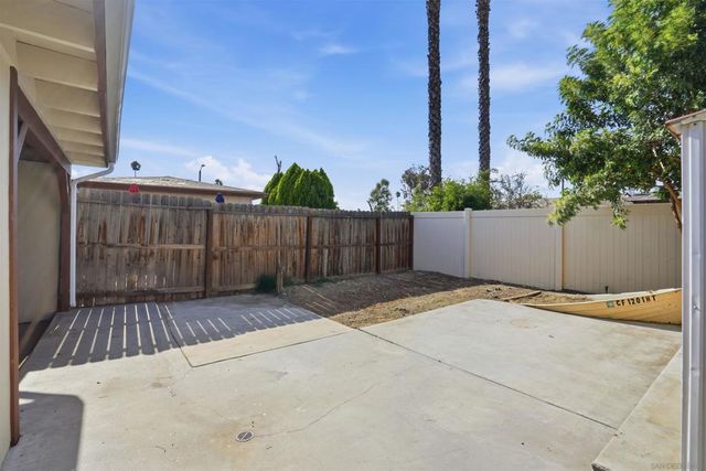 2386 San Bernardo Ave, Hemet, CA 92545