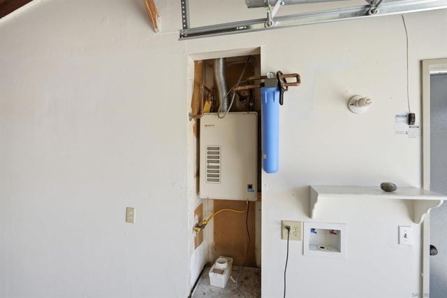 2386 San Bernardo Ave, Hemet, CA 92545
