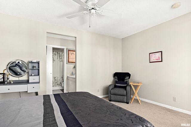 123 SW JEFFERSON Avenue E4W, Peoria, IL 61602