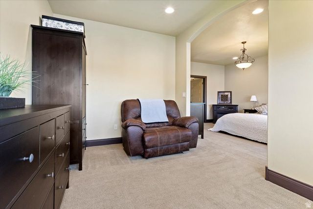 3225 W CHATEAU CIR, South Jordan, UT 84095