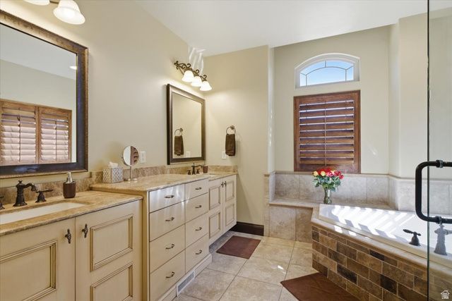 3225 W CHATEAU CIR, South Jordan, UT 84095