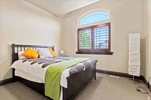 3225 W CHATEAU CIR, South Jordan, UT 84095