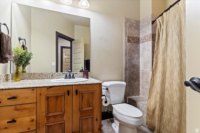 3225 W CHATEAU CIR, South Jordan, UT 84095