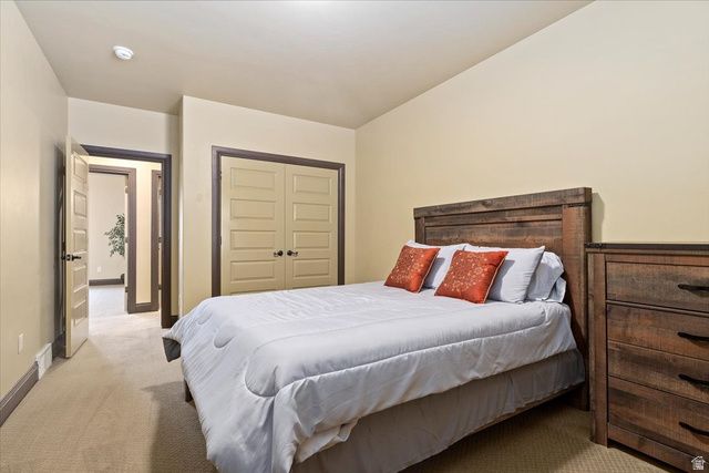 3225 W CHATEAU CIR, South Jordan, UT 84095