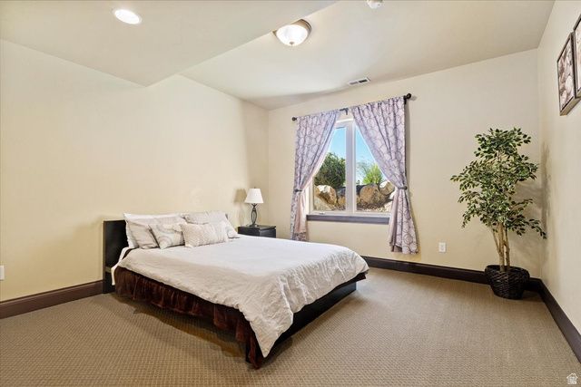 3225 W CHATEAU CIR, South Jordan, UT 84095