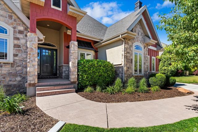 3225 W CHATEAU CIR, South Jordan, UT 84095